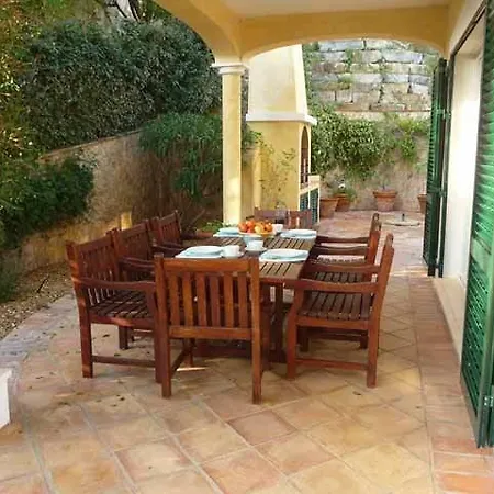 Bella By Shirley Dunne Vale do Lobo